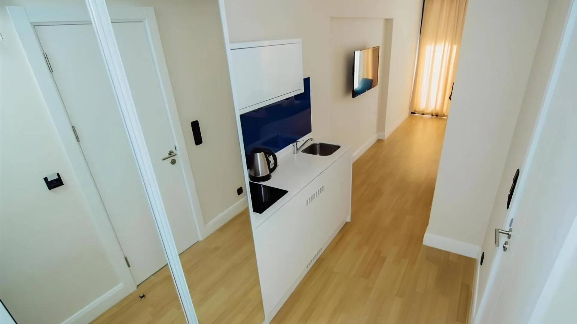 Orbi Luxury Panorama Aparthotel Batumi 5*,